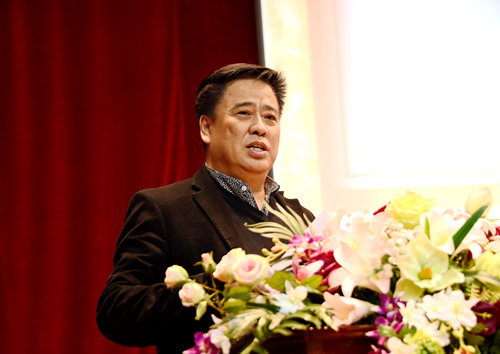 副校长王喜军教授主持讲座